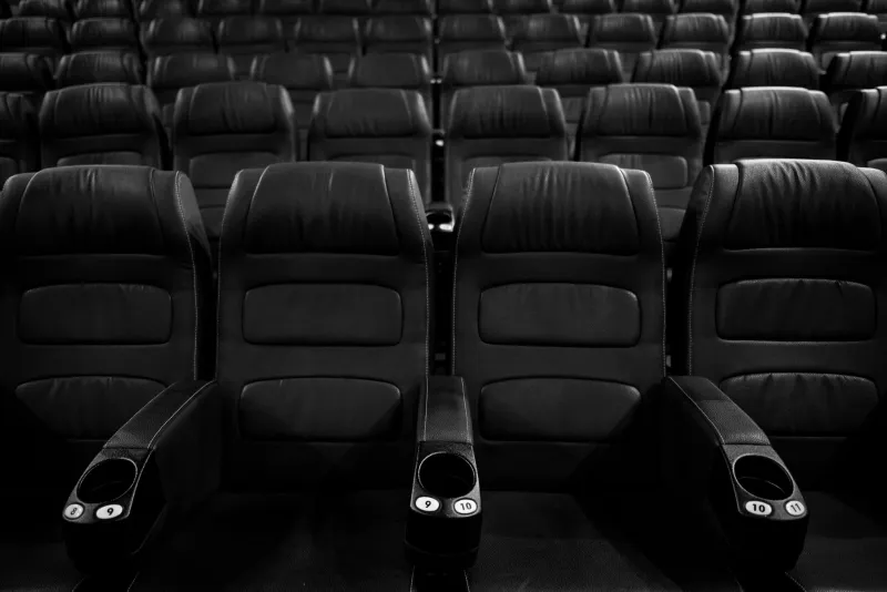 Programmés pour disparaître : quand les exploitants de salles maghrébines font le tri dans les films de chez eux