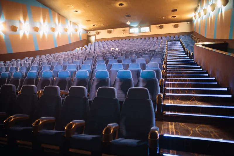 Netflix contre le grand écran : les cinémas maghrébins cherchent leur survie à l'ère du streaming